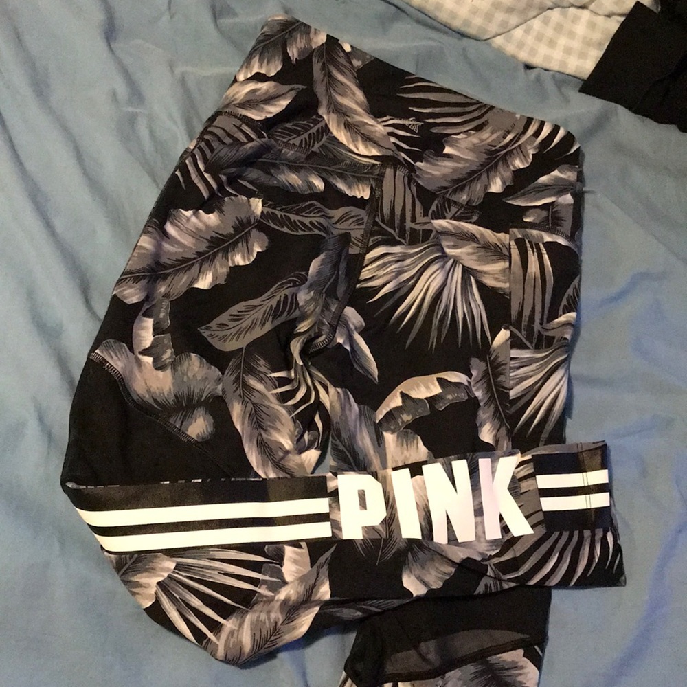 VS Ultimate Leggings